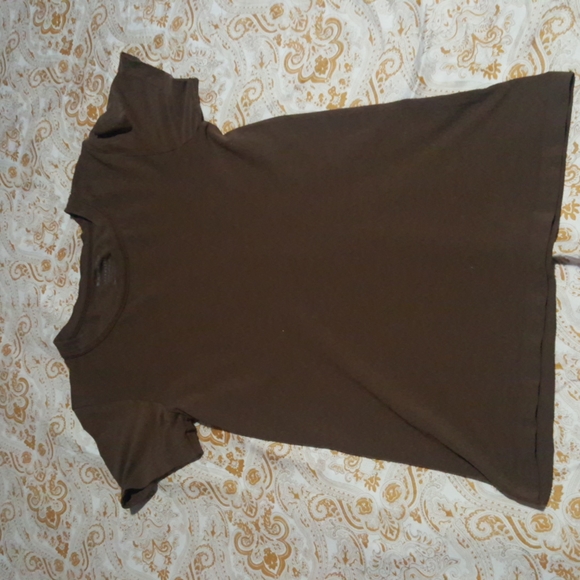 Tops - Picture 4 of 5